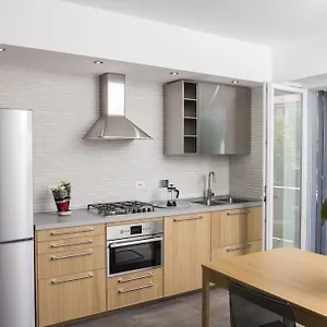 Rosa's House Rome Airport شقة فيوميتشينو